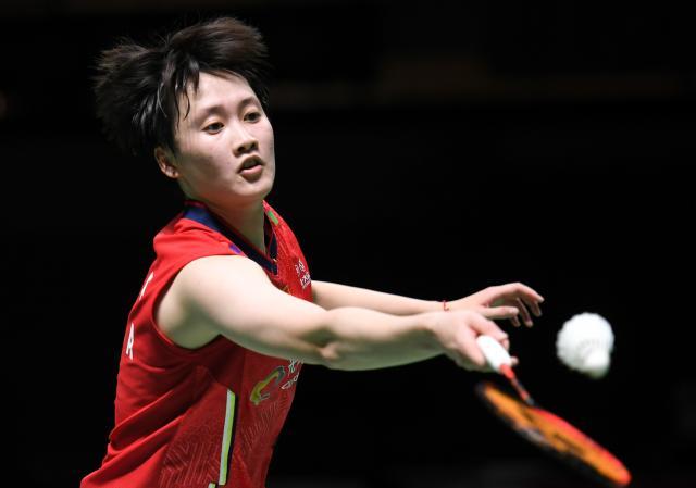 利物浦暂时摆脱困境，但斯洛特执教仍存疑，维尔茨与基耶萨表现关键，战术调整引发争议。